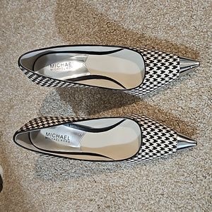 Michael Kors pumps